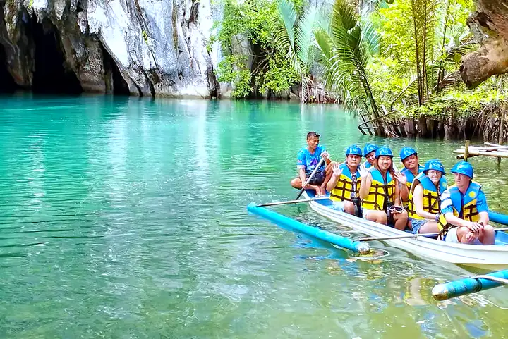 BIZ IT Travel guests in Palawan